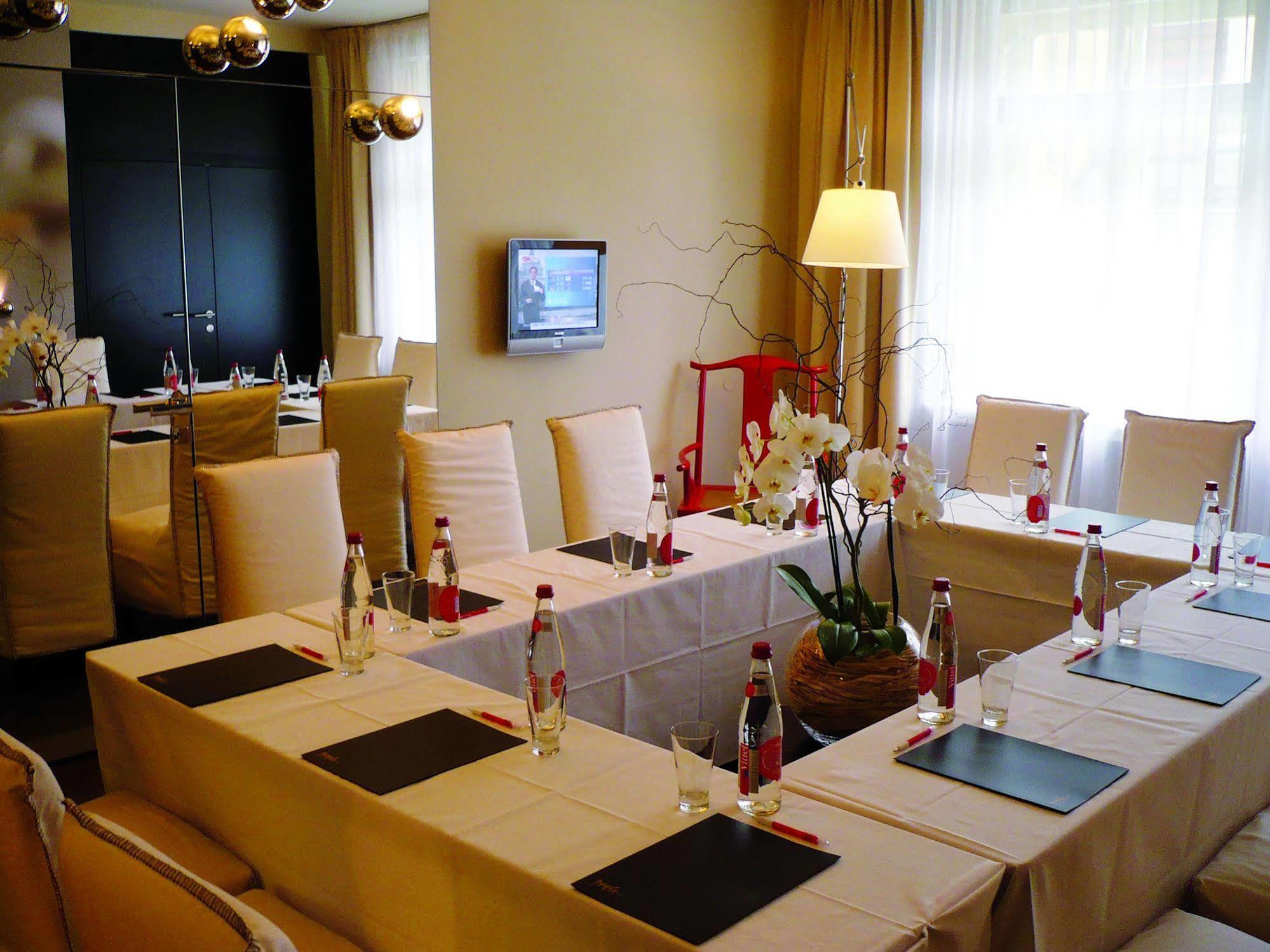 Perla Hotel Прага Съоръжения снимка
